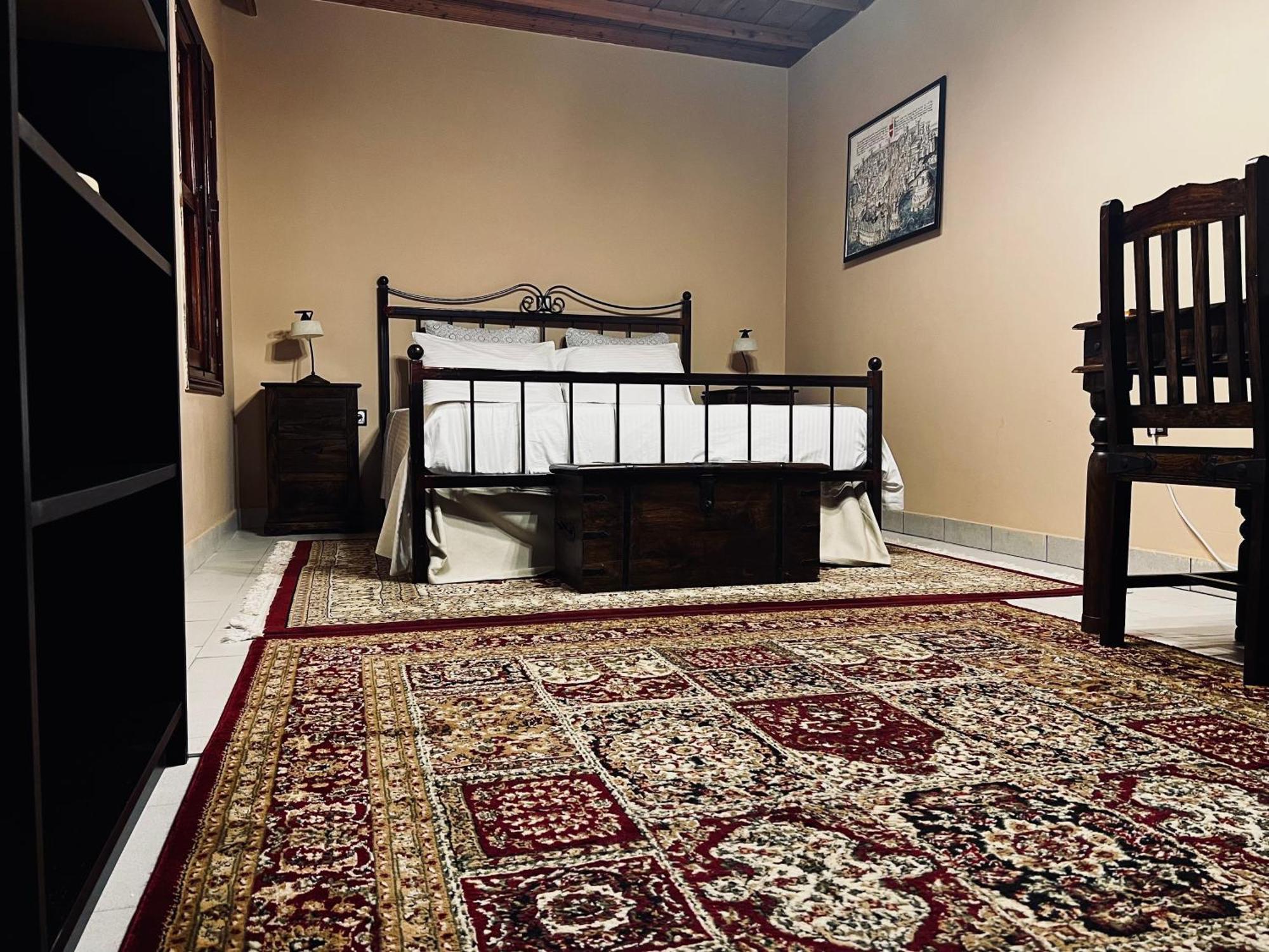 The Knight And The Pomegranate - Luxury Medieval Villa Rhodes City المظهر الخارجي الصورة